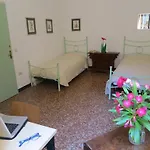 בית הארחה Casa Della Zia, By Short Holidays